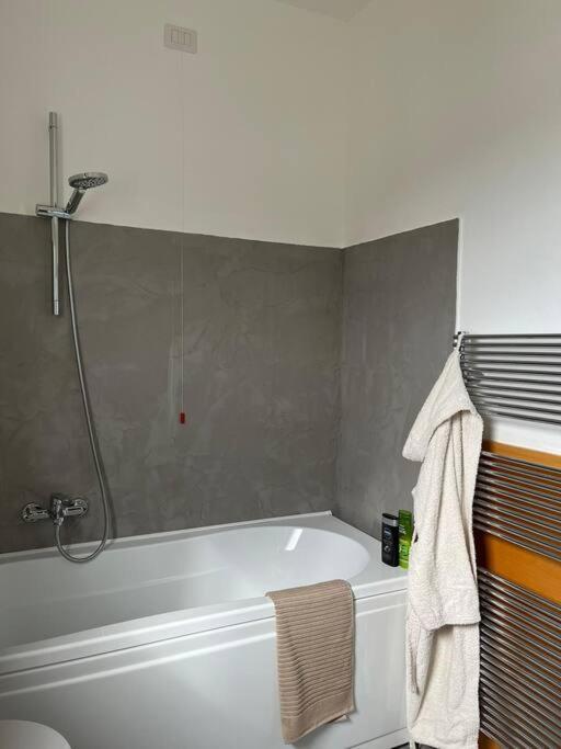 Exclusive Penthouse With 60 M2 Panoramic Terrace Apartment Perugia Luaran gambar